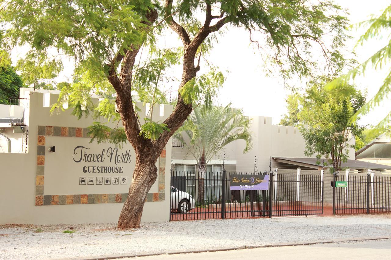 Travel North Guesthouse ซูเมบ ภายนอก รูปภาพ