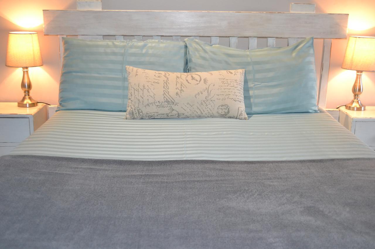 Travel North Guesthouse ซูเมบ ภายนอก รูปภาพ